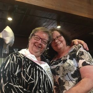 Meet your Posher, Cynthia